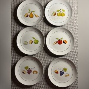 Crate&Barrel Fruit Fromage by Nancy Green Appetizer Plates